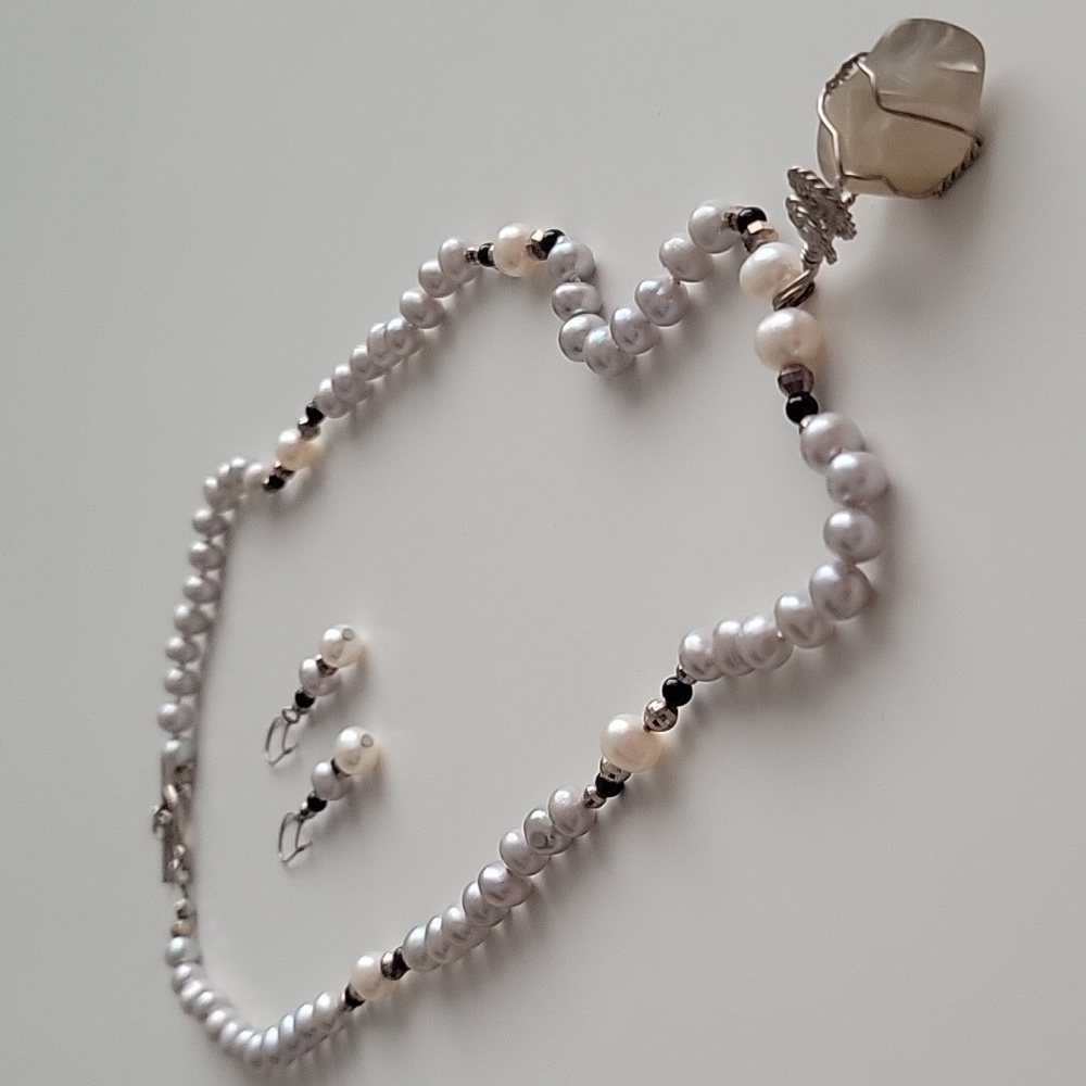 Silver Freshwater Pearls & Onyx, Wire Wrapped Moontone Pendant & Earrings Set